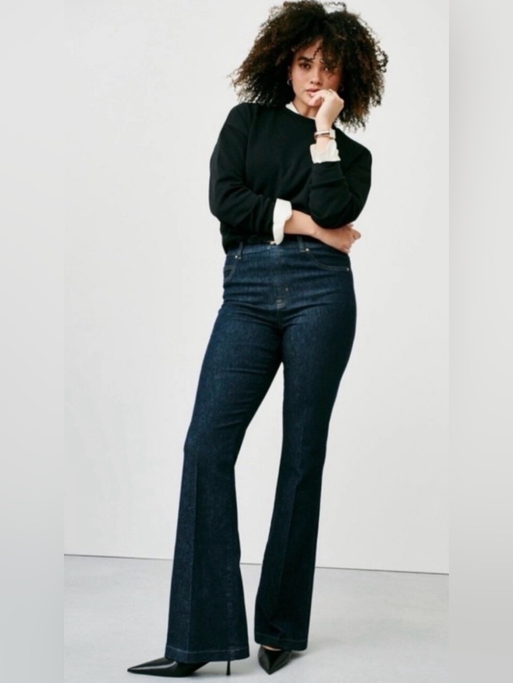 SPANX Shape Original EveryWhere Flare Jeans in Raw Indigo size Medium Petite